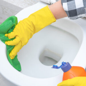 Which Items Should Be on Your Weekly House Cleaning List?